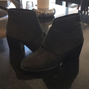 Urban Outfitters booties size 8.5